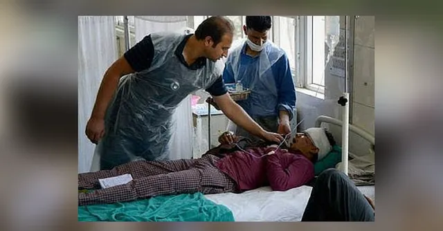 अमरनाथ यात्रियों की बस दुर्घटनाग्रस्त हुई तो कर्फ्यू तोड़ कर बचाने पहुंचे कश्मीरी मुसलमान !
