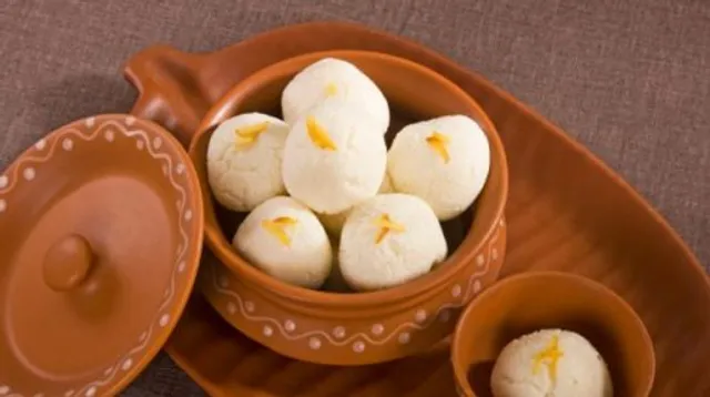 रसगुल्ला : मिठास, विवाद, इतिहास और कुछ रोचक बातें!