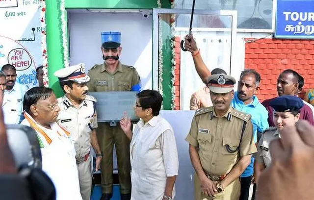 अब लोगों की मुश्किलें आसान करेगा रोबोकॉप 'कॉन्सटेबले सिंघम'!