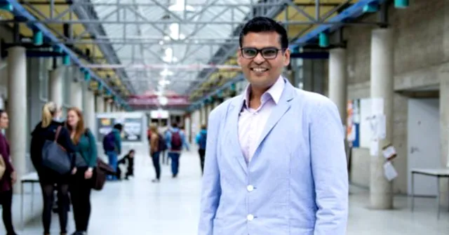 अजनबी लड़की के सम्मान के लिए अंजान यात्री से लड़ने वाले इस युवक को मिल रहा है देश भर से प्यार!