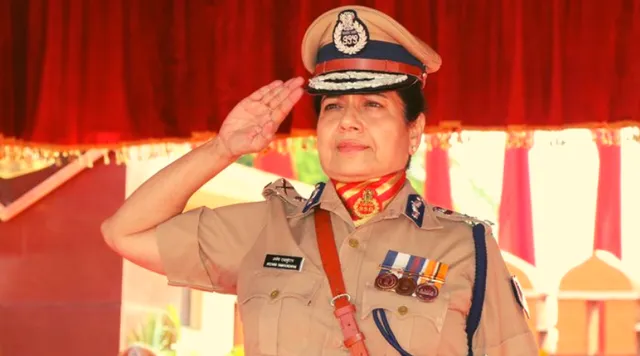 आईपीएस अर्चना रामासुंदरम: पैरामिलिट्री फ़ोर्स की पहली महिला चीफ़ बनकर रचा था इतिहास!