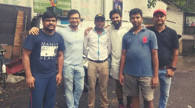 लीक हो रहे नलों को ढूंढकर ठीक करते हैं ये युवा; 30% नगर निगम के पानी को बर्बादी से बचाया!