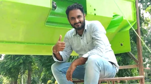 किसानों के लिए कम लागत की मशीनें बनाने वाला मैकेनिकल इंजीनियर!
