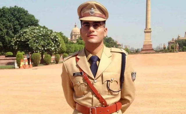 UPSC की तैयारी के लिए कुछ जरूरी टिप्स साझा कर रहे हैं 2013 बैच के IPS आकाश तोमर