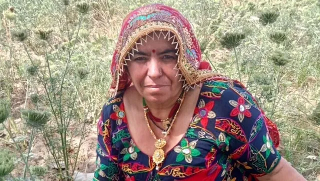 Carrot Farming Honey & Ghee Hack Helped Santosh To Earn 20 LakhYear