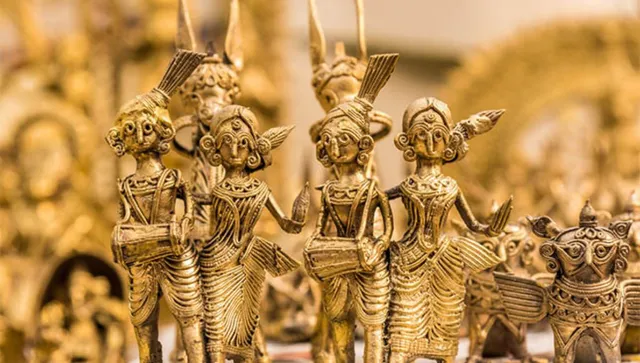 ढोकला शिल्प से लेकर कोंडापल्ली खिलौनों तक, ये आदिवासी हैण्डीक्राफ्ट्स हैं विदेशों तक मशहूर