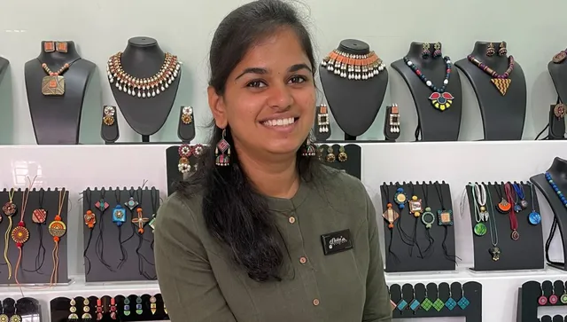 smriti terracotta jewelry business