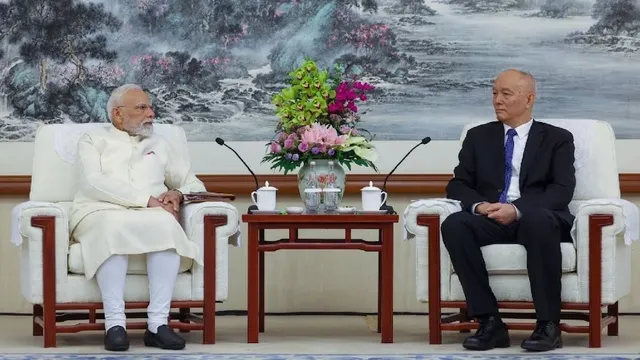 modi and cai qi