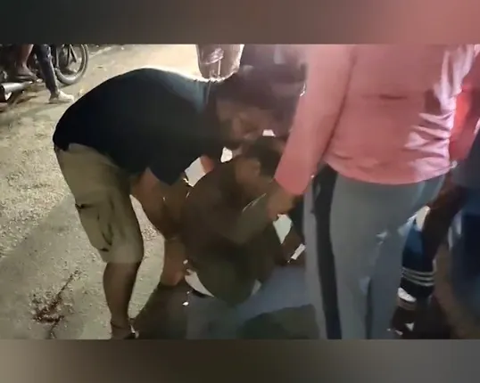 071025_HEADLINE_6AM_02.00_41_33_09.Still001