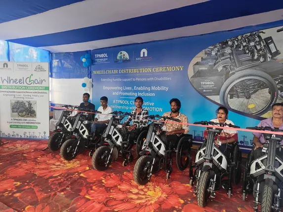 ଦିବ୍ୟାଙ୍ଗଙ୍କୁ ବାଣ୍ଟିଲା ବ୍ୟାଟେରୀ ଚାଳିତ ତିନି ଚକିଆ