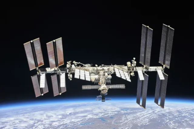 SPACE STATION