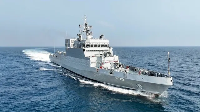 indian-naval-ship-anjadip