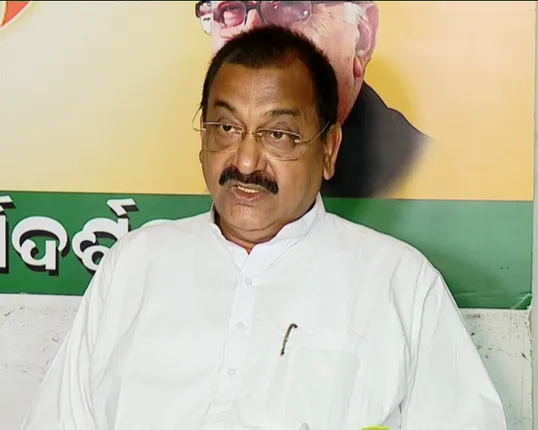 ବଢୁଛି ପାଜେରୋ ବିବାଦ :  ସଂଜୟ ଦାସବର୍ମାଙ୍କୁ ପୁଣି ବିଜେପିର ଟାର୍ଗେଟ