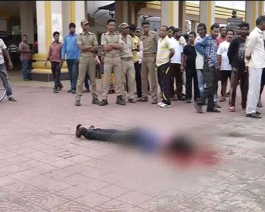 ପୁରୀ ରେଳ ଷ୍ଟେସନରେ ଯୁବକଙ୍କୁ ଗଳାକାଟି ହତ୍ୟା