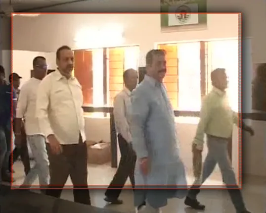 ଗୋଟିଏ ଫ୍ରେମରେ ରାଜନୀତିର ଦୁଇ ପାରମ୍ପରିକ ପ୍ରତିଦ୍ୱନ୍ଦ୍ୱୀ