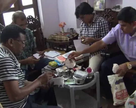 ଭିଜିଲାନ୍ସ ଜାଲରେ ବଡତରା ପିଏଚସି ଫାର୍ମାସିଷ୍ଟ