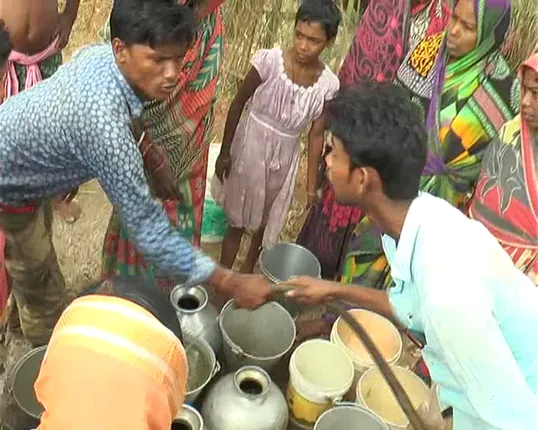 ପାଣି ପାଇଁ ମାରପିଟ୍