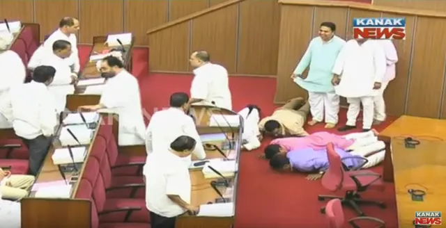 ମଣିମା ଶୁଣିମା ହେଉ ଏମ୍ ଏଲଏ ଡାକ