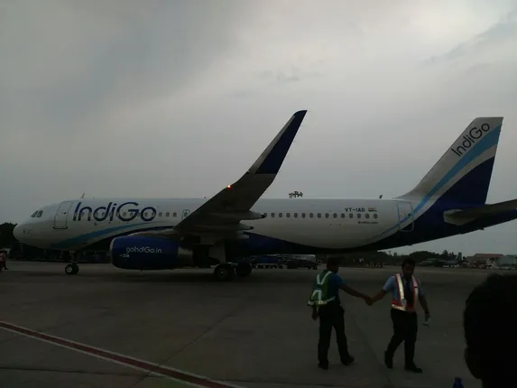 ଇଣ୍ଡିଗୋ ବିମାନର ଜରୁରୀ ଅବତରଣ