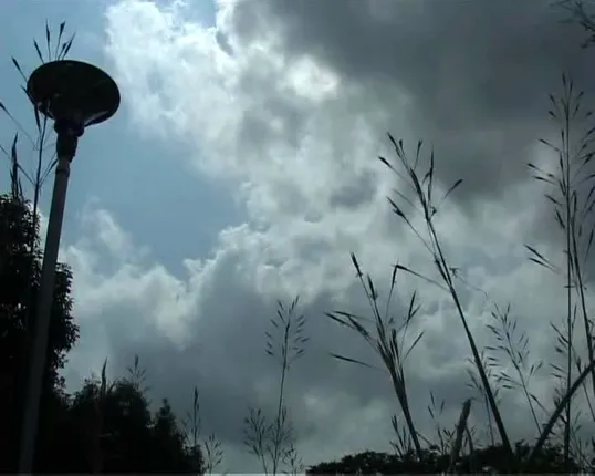 ଓଡିଶା ଛୁଇଁବ ମୌସୁମୀ