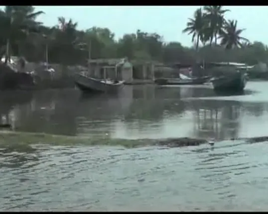 ଗାଁ କୁ ଗିଳୁଛି ସମୁଦ୍ର