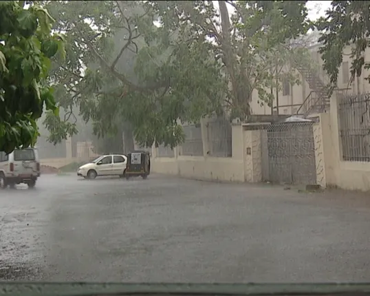 ରାଜ୍ୟରେ ଦୁର୍ବଳ ମୌସୁମୀ : ପାଣିପାଗ କେନ୍ଦ୍ରର ସୂଚନା ଆସନ୍ତା ୨୮ରୁ ସକ୍ରିୟ ହେବ ମୌସୁମୀ