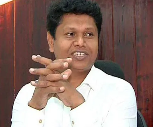 ମନ୍ତ୍ରୀଙ୍କ ମିଥ୍ୟାପାଠ ! ଶକ୍ତି ମନ୍ତ୍ରୀ ପ୍ରଣବପ୍ରକାଶ ଦାସଙ୍କ ଦୁଇଟି ସତ୍ୟପାଠକୁ ନେଇ ପ୍ରଶ୍ନ