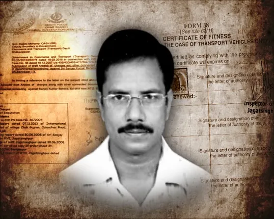 ଧୂର୍ତ ସଂଜୟ , ଧୃତରାଷ୍ଟ୍ର ସରକାର ! ଦେଖନ୍ତୁ ଆଉ ଜଣେ ମୋତିଲାଲ . . କନକ ନ୍ୟୁଜର ଏକ୍ସକ୍ଲୁସିଭ୍ ରିପୋର୍ଟ