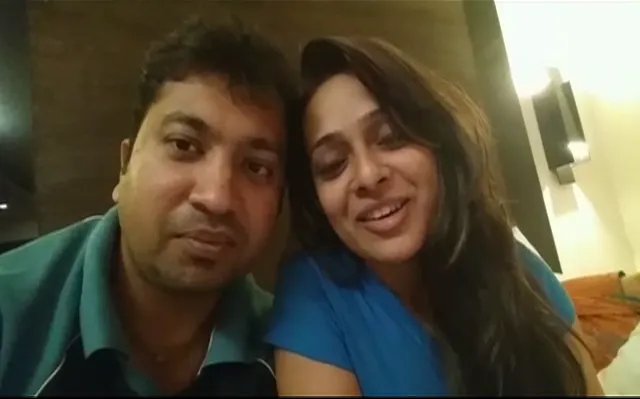 ମିଛ ଫିଲ୍ମର ସତ କାହାଣୀ : ଆସିଲା ଉପାସନା-ରାଜେଶଙ୍କ ଆତ୍ମୀୟତା ଓ ଅନ୍ତରଙ୍ଗତାର ଭିଡିଓ