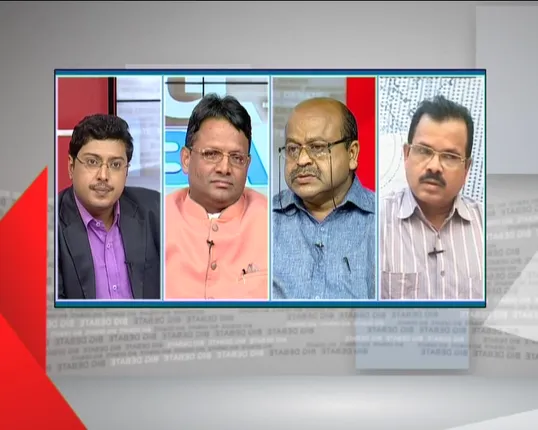 ସରକାର ବନାମ ଘରୋଇ ଇଂରାଜୀ ମିଡିୟମ ସ୍କୁଲ