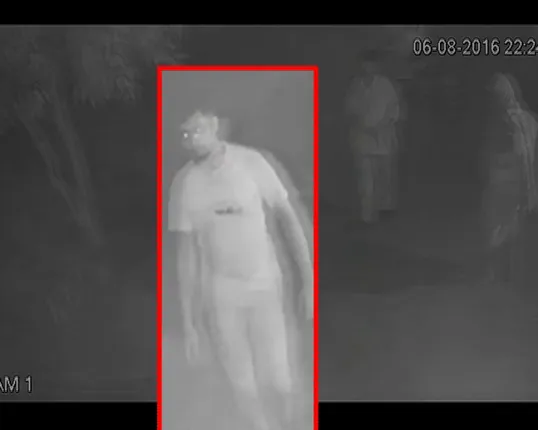 ସିସିଟିଭିରେ କଏଦ ହେଲା ଦାଦାବଟିର ଦୃଶ୍ୟ ! ଦୁର୍ବୃତଙ୍କ ଟାର୍ଗେଟରେ ବ୍ରହ୍ମପୁରର ମହିଳା ବ୍ୟବସାୟୀ