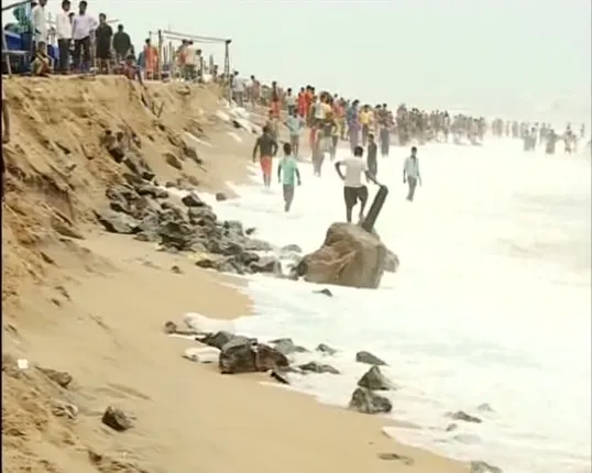 ପୁରୀରେ କୂଳ ଲଂଘୁଛି ସମୁଦ୍ର ଜୁଆର : ହାଇ ଆଲର୍ଟ ଜାରି କଲା ପ୍ରଶାସନ