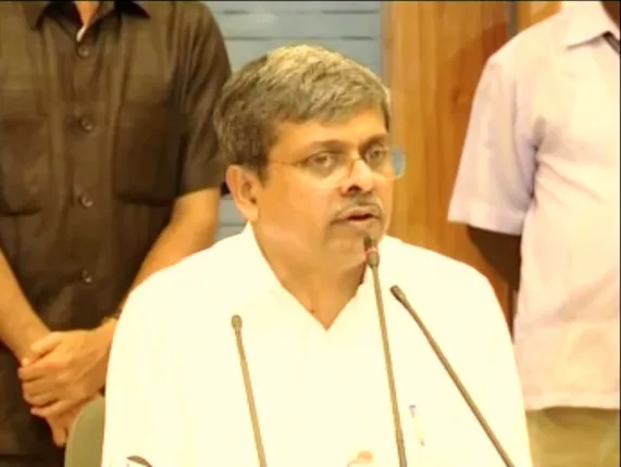 କ୍ୟାବିନେଟ ବୈଠକ ଶେଷ : ବୈଠକ ପରେ ମୂଖ୍ୟ ଶାସନ ସଚିବଙ୍କ ସାମ୍ବାଦିକ ସମ୍ମିଳନୀ