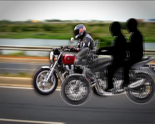 ସିଲଭର ସିଟିରେ ଛୁରା ମାଡ଼ ଗ୍ୟାଙ୍ଗର ଆତଙ୍କ : ହାଇସ୍ପିଡ୍ ବାଇକରେ ଆସି ଦୁର୍ବୃତ କରୁଛନ୍ତି ଆକ୍ରମଣ