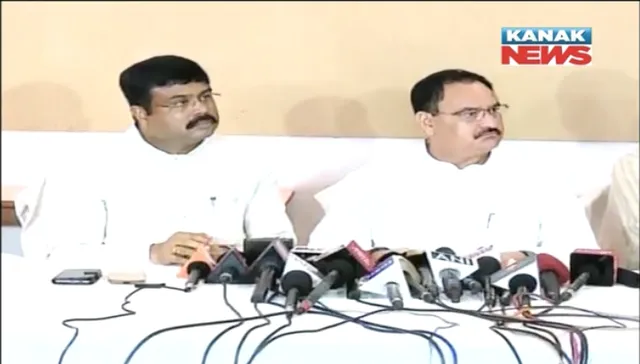 ହସ୍ପିଟାଲ କର୍ତୃପକ୍ଷଙ୍କୁ କାଠଗଡାରେ ଛିଡା କଲା ଦିଲ୍ଲୀ : କେନ୍ଦ୍ର ସ୍ୱାସ୍ଥ୍ୟମନ୍ତ୍ରୀ କହିଲେ ହୋଇନଥିଲା ସୁରକ୍ଷା ବ୍ୟବସ୍ଥା