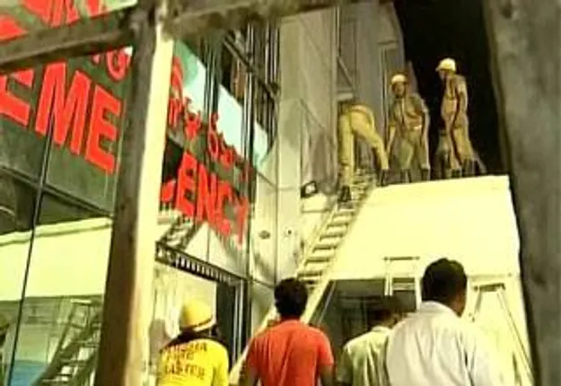 ସମ୍ ହସ୍ପିଟାଲର ମେଡିସିନ ଷ୍ଟୋରରେ କିପରି ଲାଗିଲା  ନିଆଁ : ଏନେଇ ଏବେ ସୃଷ୍ଟି ହୋଇଛି ପ୍ରଶ୍ନବାଚୀ?