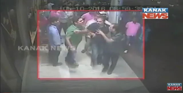 ପୂଜା ଚାନ୍ଦା ନା ଦାଦାବଟି : ଲୋକଙ୍କ ତଂଟି ଚିପି ଆଦାୟ କରାଯାଉଛି ହଜାର ହଜାର ଟଙ୍କା