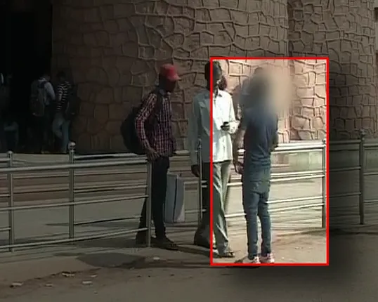 ବଡ଼ ମେଡିକାଲରେ ବଡ଼ ଦଲାଲ୍ : ରୋଗୀ ଓ ସଂପର୍କୀୟଙ୍କୁ କରୁଛନ୍ତି ବାଟବଣା