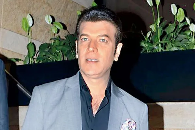 ମହଙ୍ଗା ପଡିଲା ପଡୋଶୀଙ୍କୁ ଆକ୍ରମଣ : ୧ ବର୍ଷ ପାଇଁ ଜେଲ୍ ଯିବେ ଅଭିନେତା ଆଦିତ୍ୟ ପାଞ୍ଚୋଲୀ