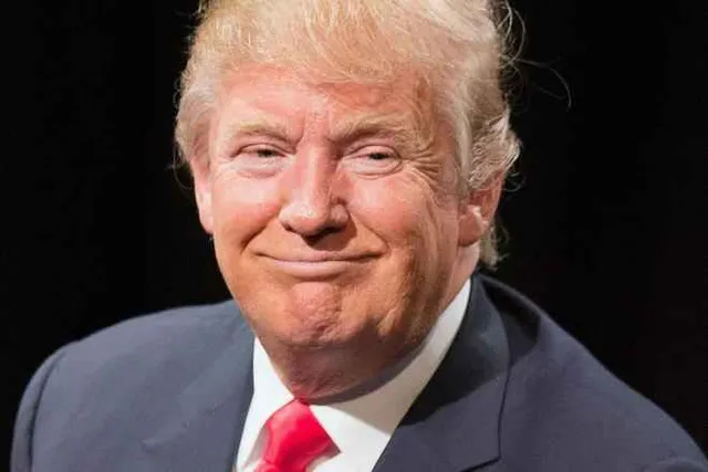 ବିଜୟ ଦ୍ୱାରରେ ରିପବ୍ଲିକାନ୍‌ ପାର୍ଟିର ଡୋନାଲ୍‌ଡ୍‌ ଟ୍ରମ୍ପ୍‌