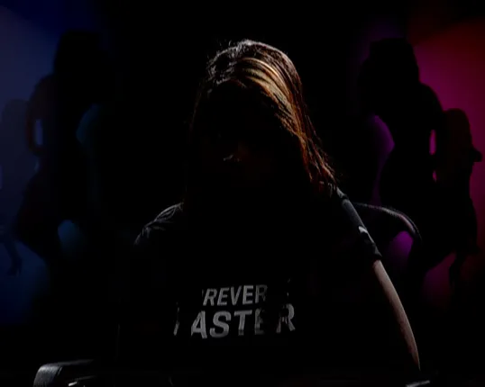 ‘କାହିଁକି ହେଲି ବାର୍ ଗର୍ଲ’! ଜଣେ ବାର୍ ଡ୍ୟାନ୍ସରର କାହାଣୀ