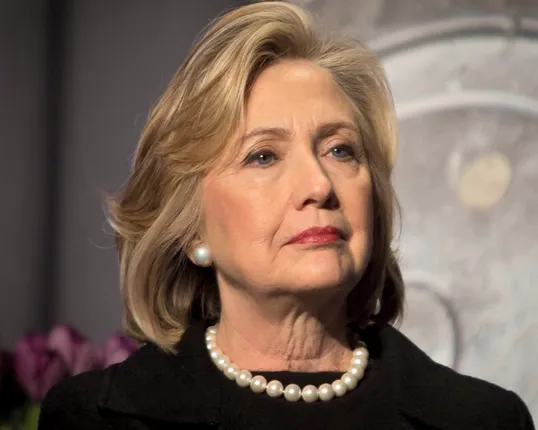 ନିର୍ବାଚନରେ ପରାଜୟ ପାଇଁ  ଆମେରିକାର ଏଫବିଆଇକୁ ଦାୟୀ କଲେ ହିଲାରୀ କ୍ଲିଂଟନ