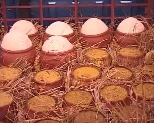 ଶ୍ରୀମନ୍ଦିର ଉପରେ ପୁରୁଣା ୫୦୦ ଓ ହଜାରେ ଟଙ୍କିଆ ନୋଟ୍ ଅଚଳର ପ୍ରଭାବ : ୩ ଦିନରେ ବିକ୍ରି ହୋଇପାରିନି ୫ ଲକ୍ଷ ଟଙ୍କାର ଅବଢା