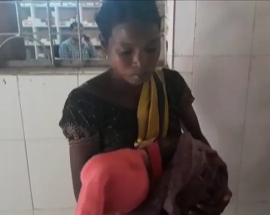 କେନ୍ଦୁଝର ଜିଲ୍ଲା ନାଇବୁଗା ଗାଁରେ ଅଘଟଣ : ୫ ମାସର ଶିଶୁକୁ ଝୁଣିଦେଲା ବୁଲା କୁକୁର