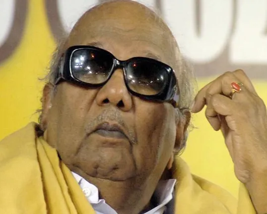 ଡିଏମକେ ସଭାପତି ଏମ.କେ.କରୁଣାନିଧି ଅସୁସ୍ଥ : ଗୁରୁତର ଅବସ୍ଥାରେ ଚେନ୍ନାଇର ଘରୋଇ ଡାକ୍ତରଖାନାରେ ଭର୍ତି