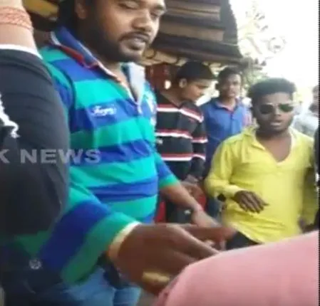 ରାଜଧାନୀର ରାଜରାସ୍ତାରେ କଳଙ୍କ : ରଘୁନାଥପୁର ନିକଟରେ ଯୁବତୀଙ୍କୁ କମେଣ୍ଟ