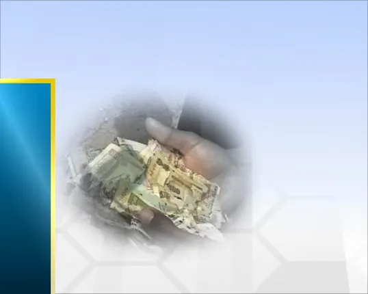 ନଦୀରେ ଭାସିଲା କଳାଧନ ! ସମ୍ବଲପୁର ମହାନଦୀରେ ପୁଳା ପୁଳା ଅଚଳ ଟଙ୍କା