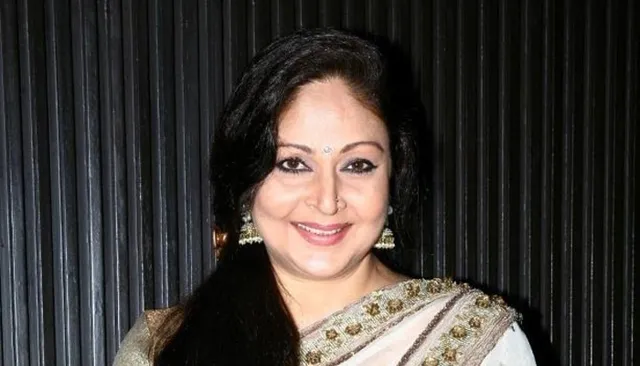 ବିଗତ ଦିନର ଲୋକପ୍ରିୟ ବଲିଉଡ ଅଭିନେତ୍ରୀ ରତି ଅଗ୍ନିହୋତ୍ରୀଙ୍କ ନାଁ ରେ ବିଜୁଳି ଚୋରି ଅଭିଯୋଗ