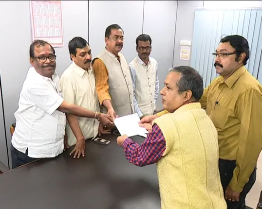 ଜୋର ଧରିଲା କମ୍ବଳ ବାଂଟିବା ପଲିଟିକ୍ସ : ବିଜେଡିକୁ ଟାର୍ଗେଟ କଲା ବିଜେପି