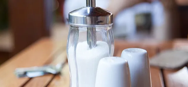 ଅଧିକ ଲୁଣ ଖାଇଲେ କମିଯାଏ ଆୟୁଷ !